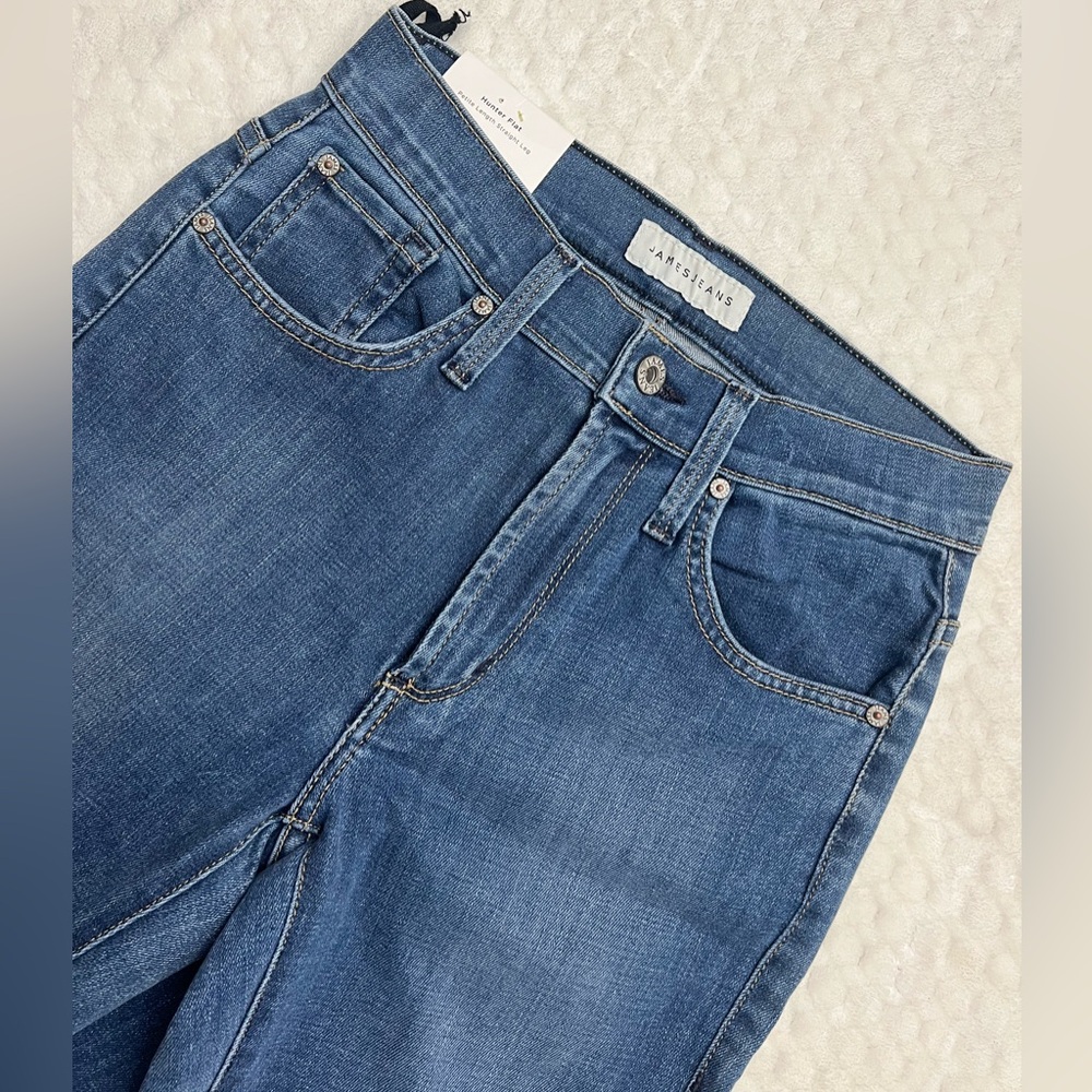 James Jeans Women’s Hunter Flat Petite Length Straight Leg NWT